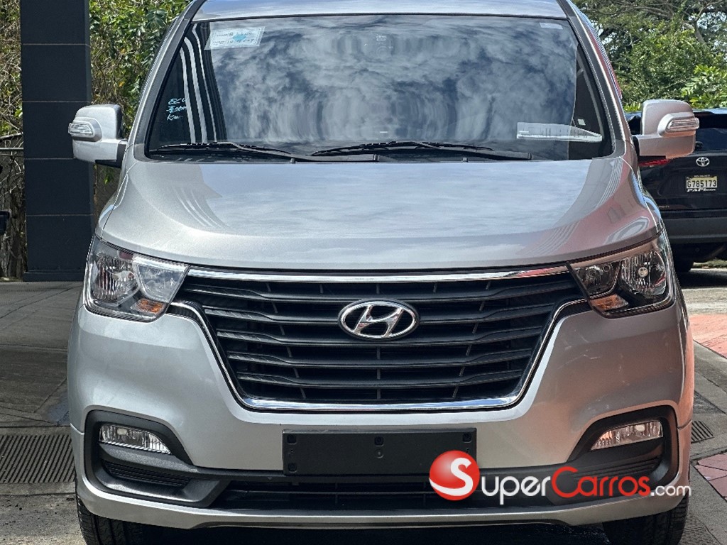 2020 Hyundai Grand Starex