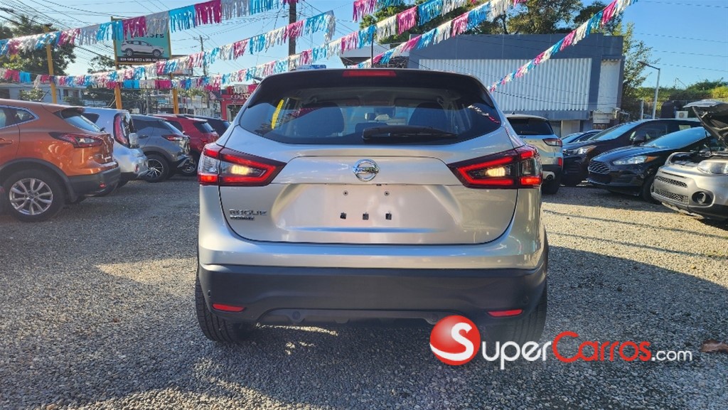 2020 Nissan Rogue Sport — foto 4 / 11