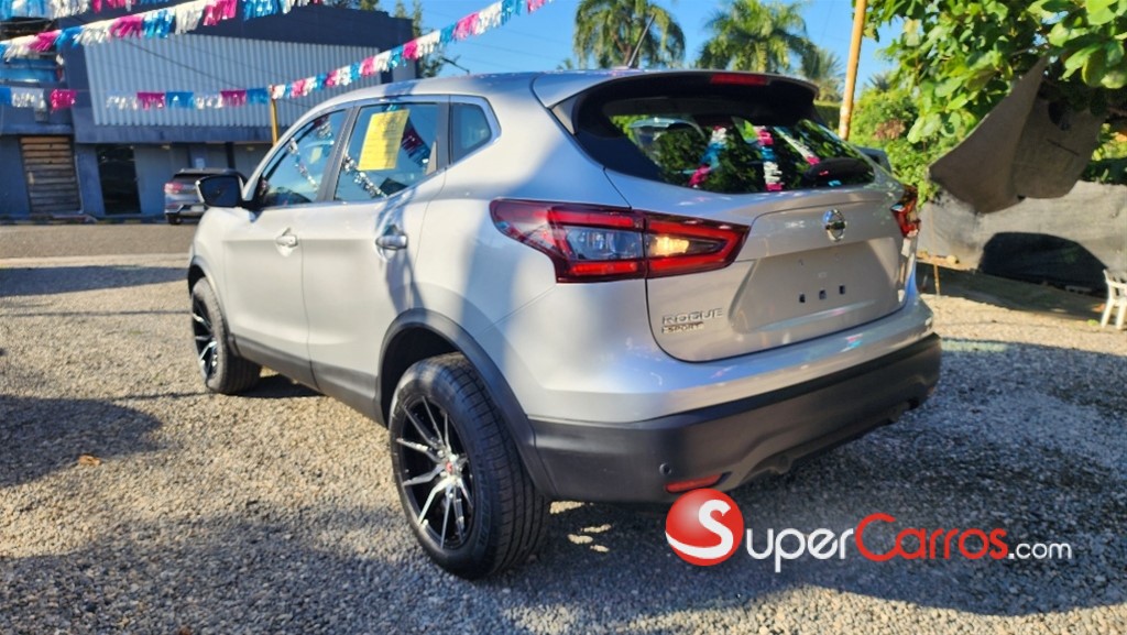 2020 Nissan Rogue Sport — foto 5 / 11