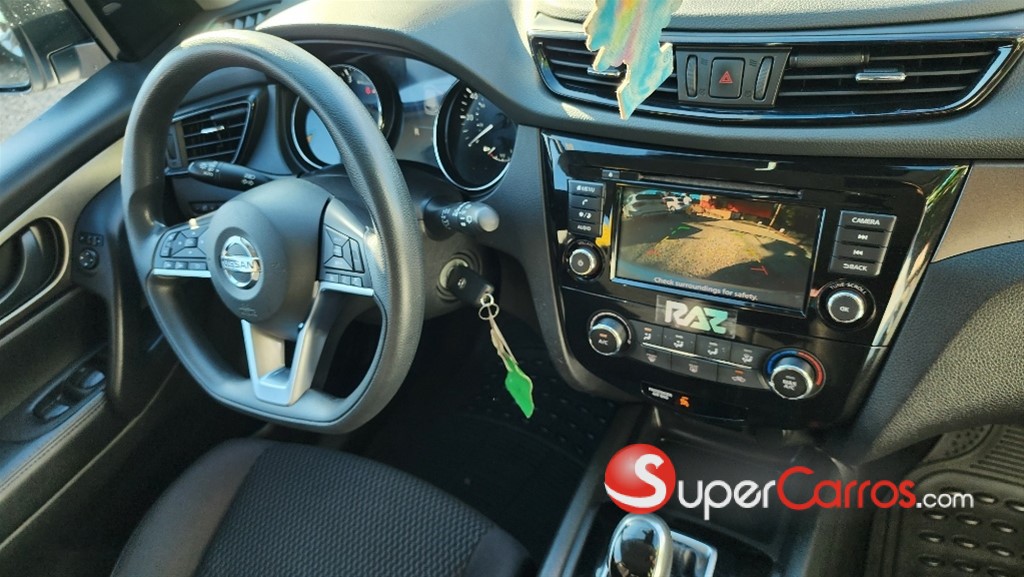 2020 Nissan Rogue Sport — foto 9 / 11