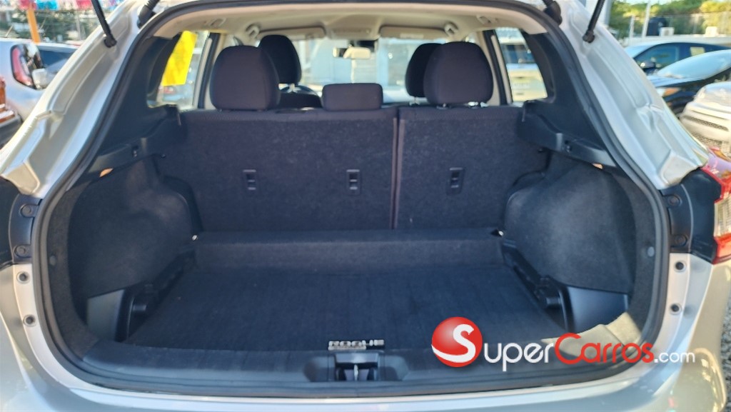 2020 Nissan Rogue Sport — foto 10 / 11