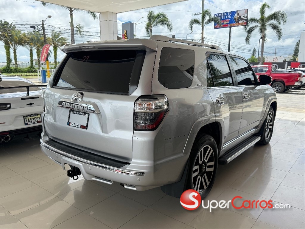 2019 Toyota 4 Runner Limited — foto 4 / 12