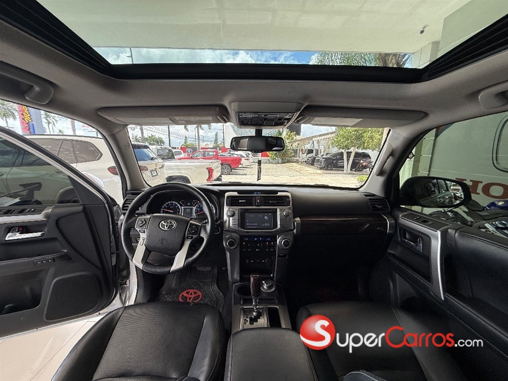 2019 Toyota 4 Runner Limited — foto 10 / 12