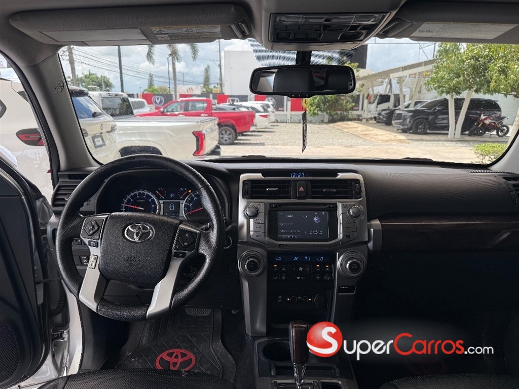 2019 Toyota 4 Runner Limited — foto 11 / 12