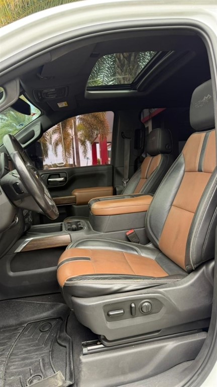 2020 Chevrolet Silverado High Country — foto 6 / 6