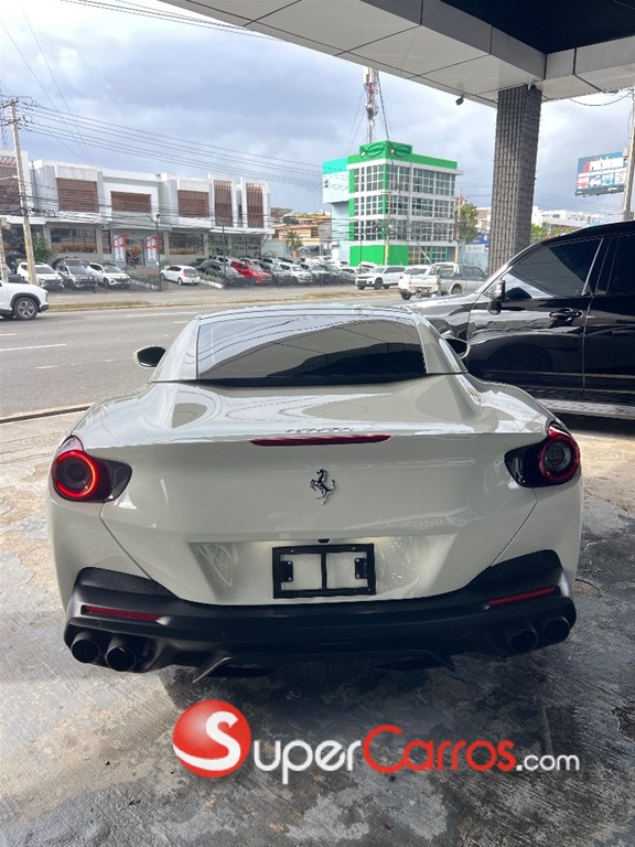 2020 Ferrari Portofino — foto 2 / 11