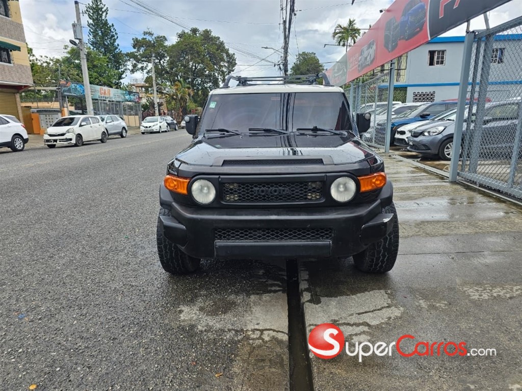 2007 Toyota FJ Cruiser — foto 3 / 12