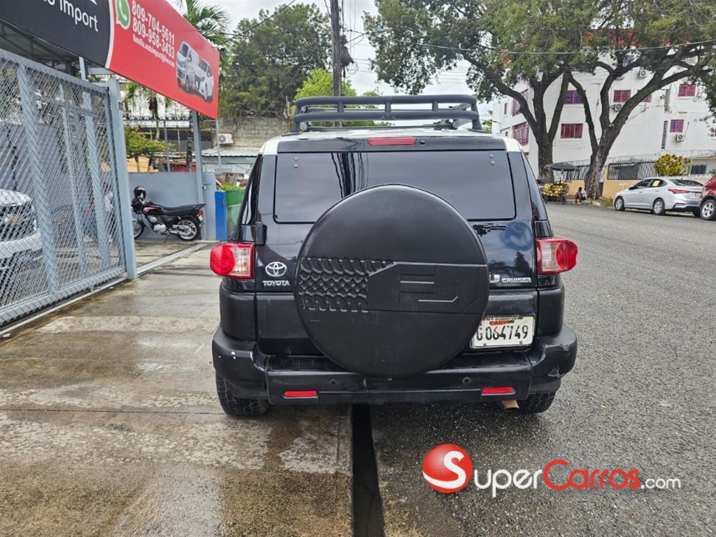 2007 Toyota FJ Cruiser — foto 6 / 12