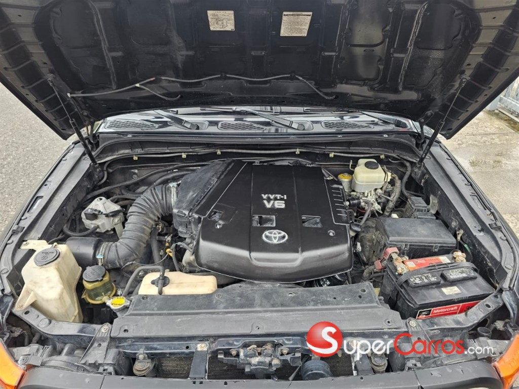 2007 Toyota FJ Cruiser — foto 12 / 12