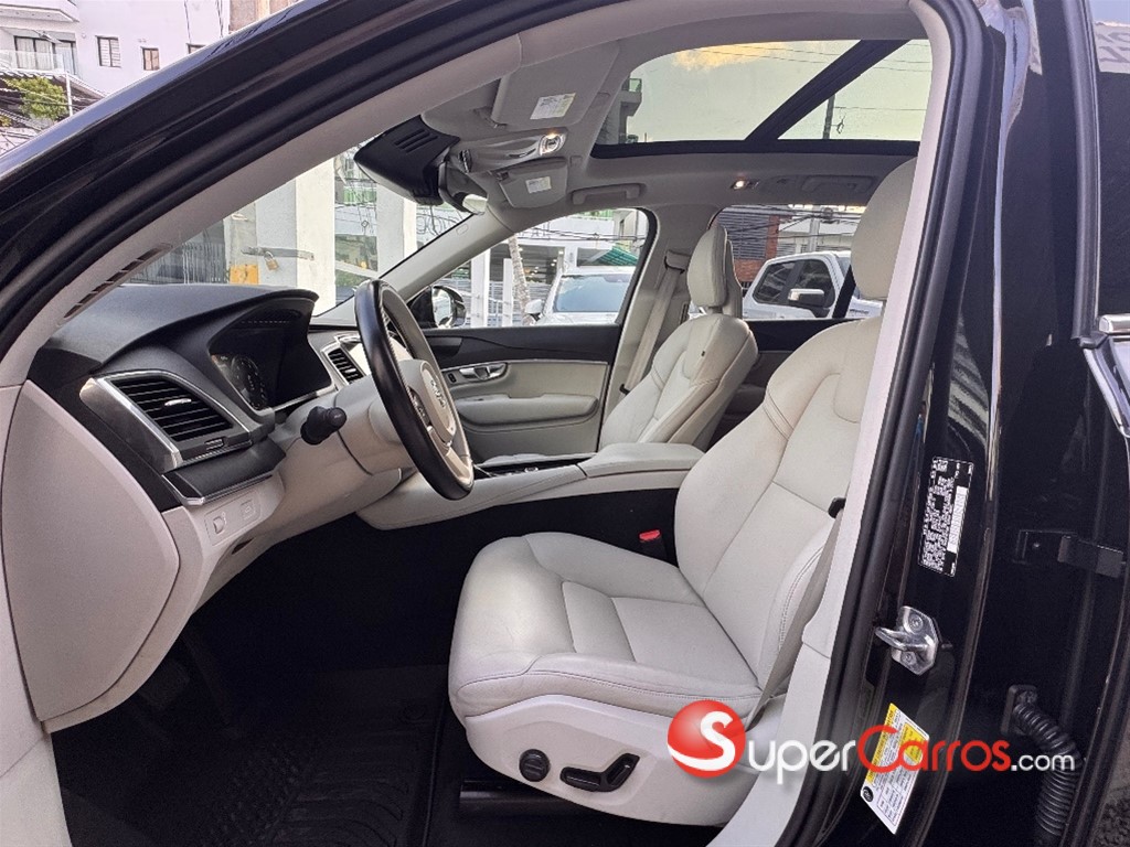 2020 Volvo XC90 — foto 5 / 7