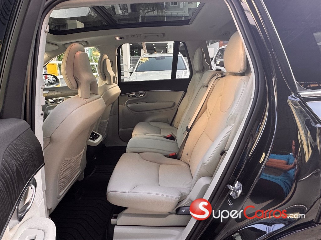2020 Volvo XC90 — foto 7 / 7