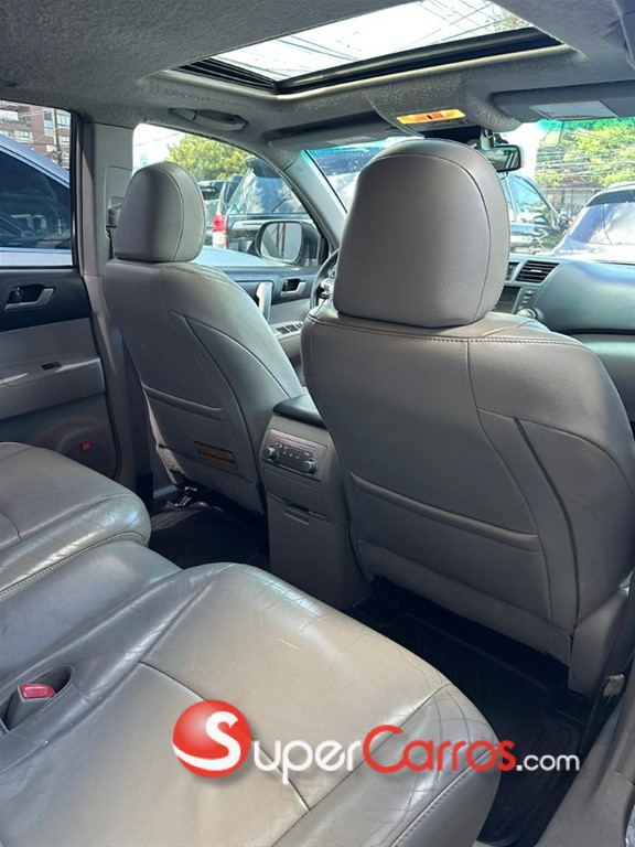 2012 Toyota Highlander — foto 4 / 8