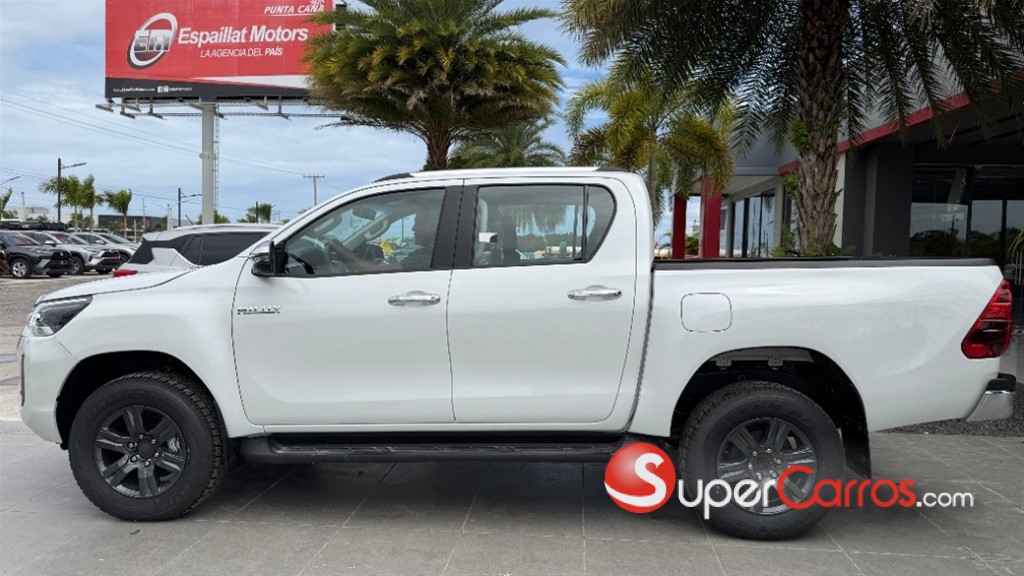 2026 Toyota Hilux Limited — foto 5 / 5