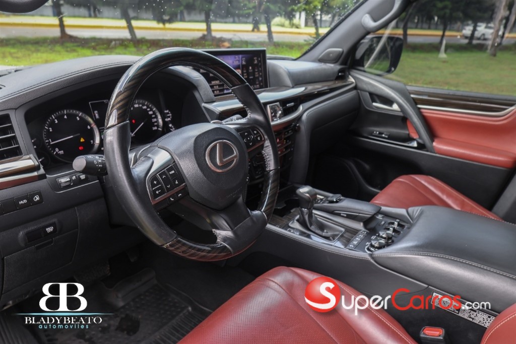 2020 Lexus LX 570 — foto 9 / 12