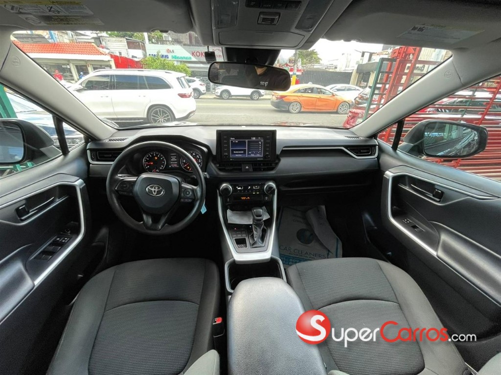 2022 Toyota RAV4 LE — foto 9 / 11