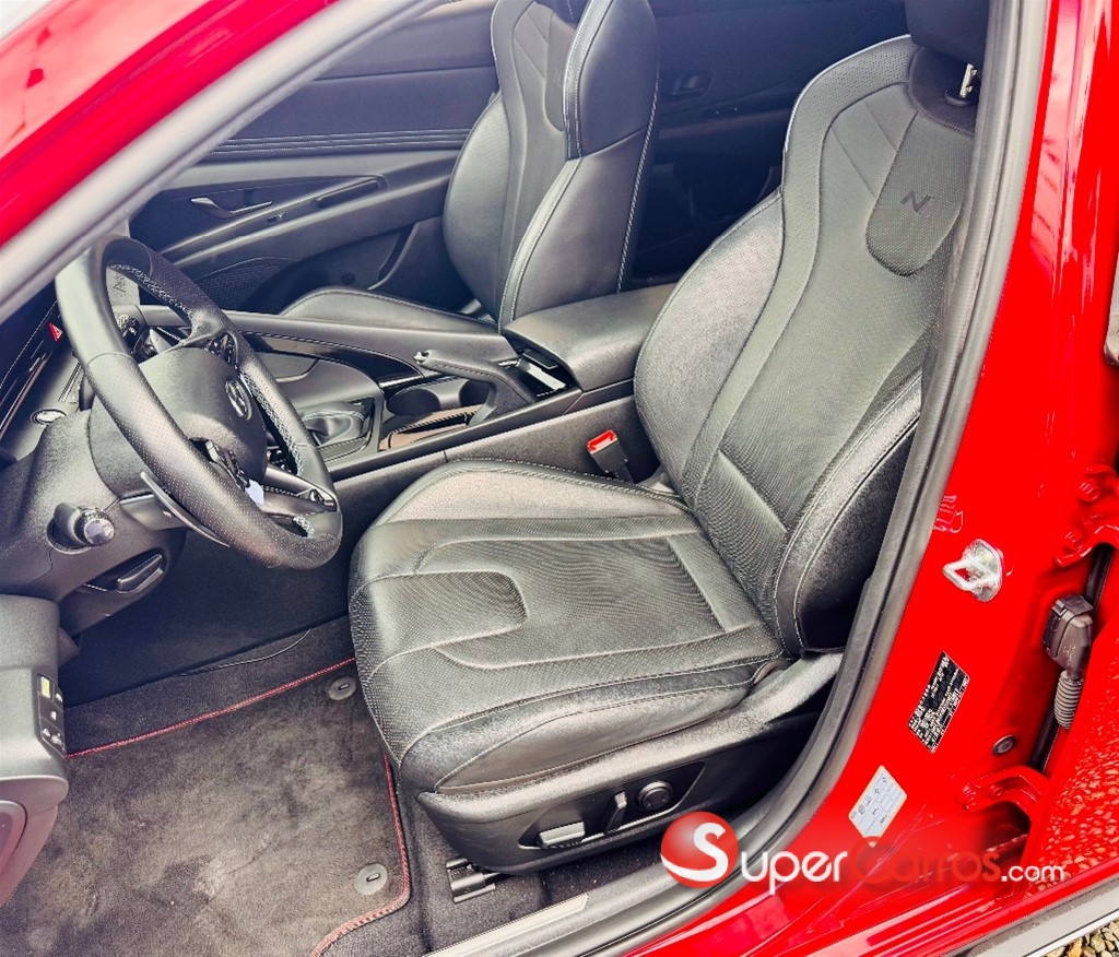 2022 Hyundai Avante N Line — foto 10 / 11