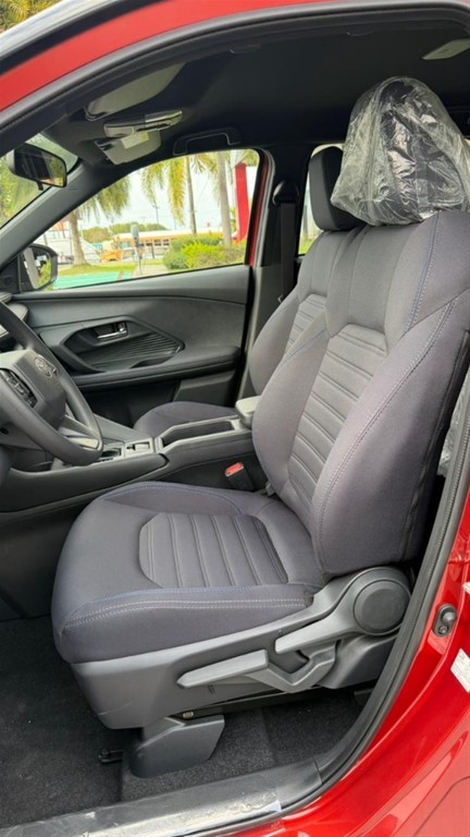 2026 Toyota Yaris Cross Full — foto 2 / 8