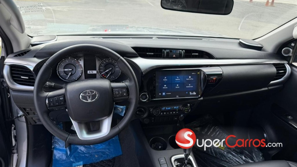 2026 Toyota Hilux Limited WT — foto 3 / 5