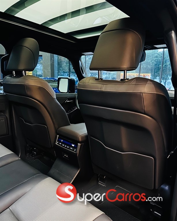 2024 Lexus GX 550 Luxury — foto 8 / 12