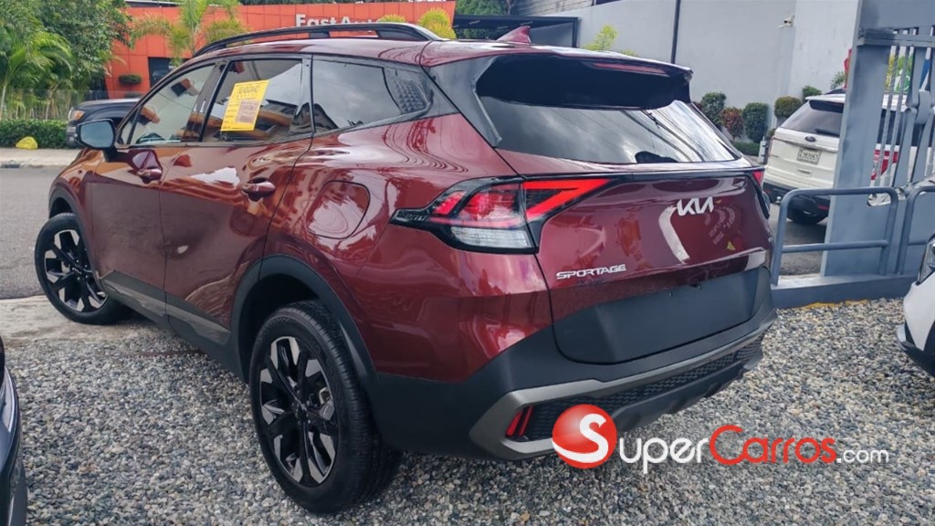 2023 Kia Sportage X-LINE — foto 4 / 8