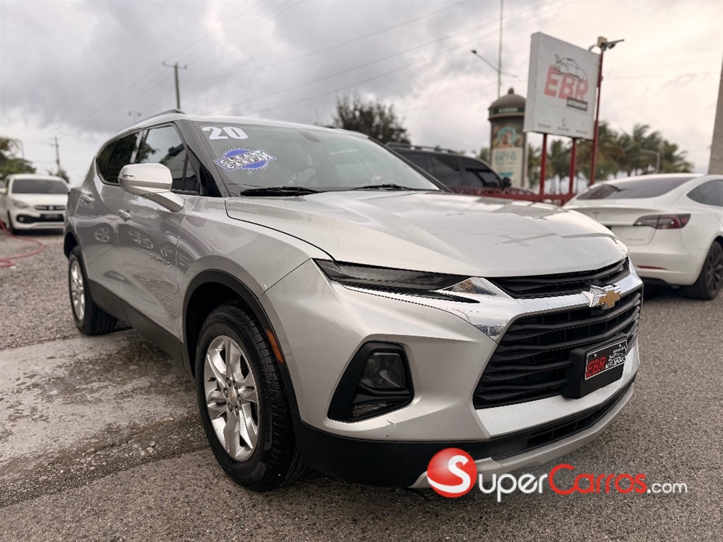2020 Chevrolet Blazer LT — foto 2 / 9