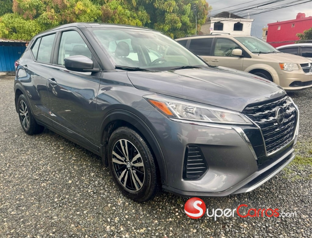 2021 Nissan Kicks SV — foto 2 / 10