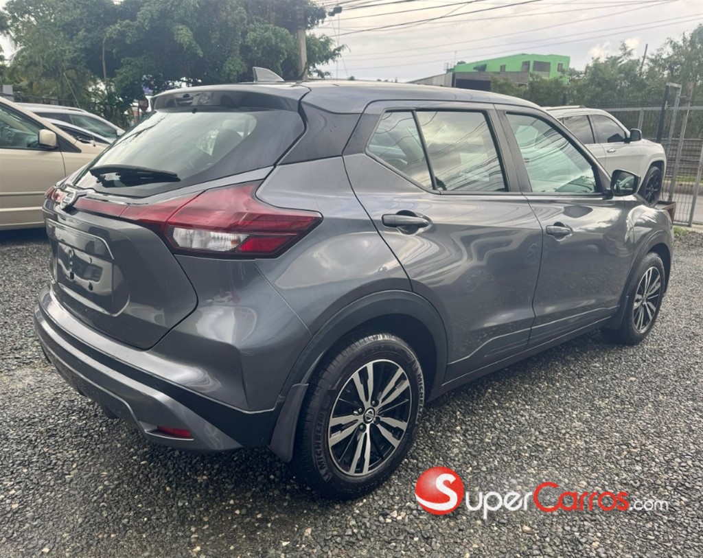 2021 Nissan Kicks SV — foto 5 / 10