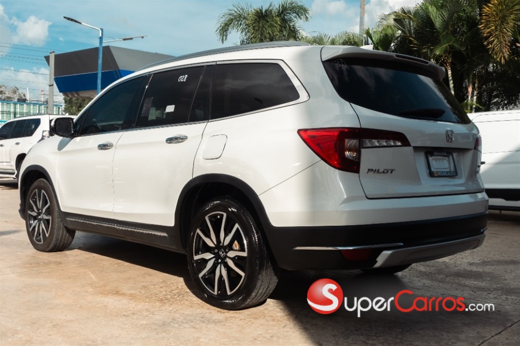 2021 Honda Pilot Touring — foto 10 / 12