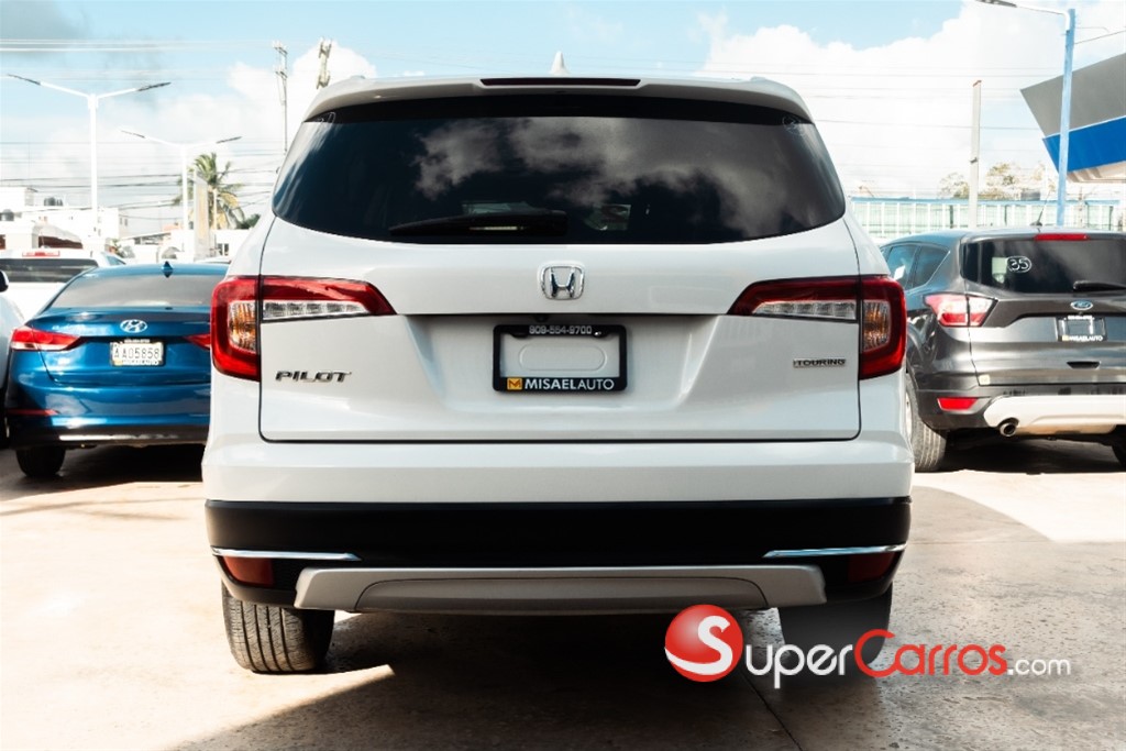 2021 Honda Pilot Touring — foto 11 / 12