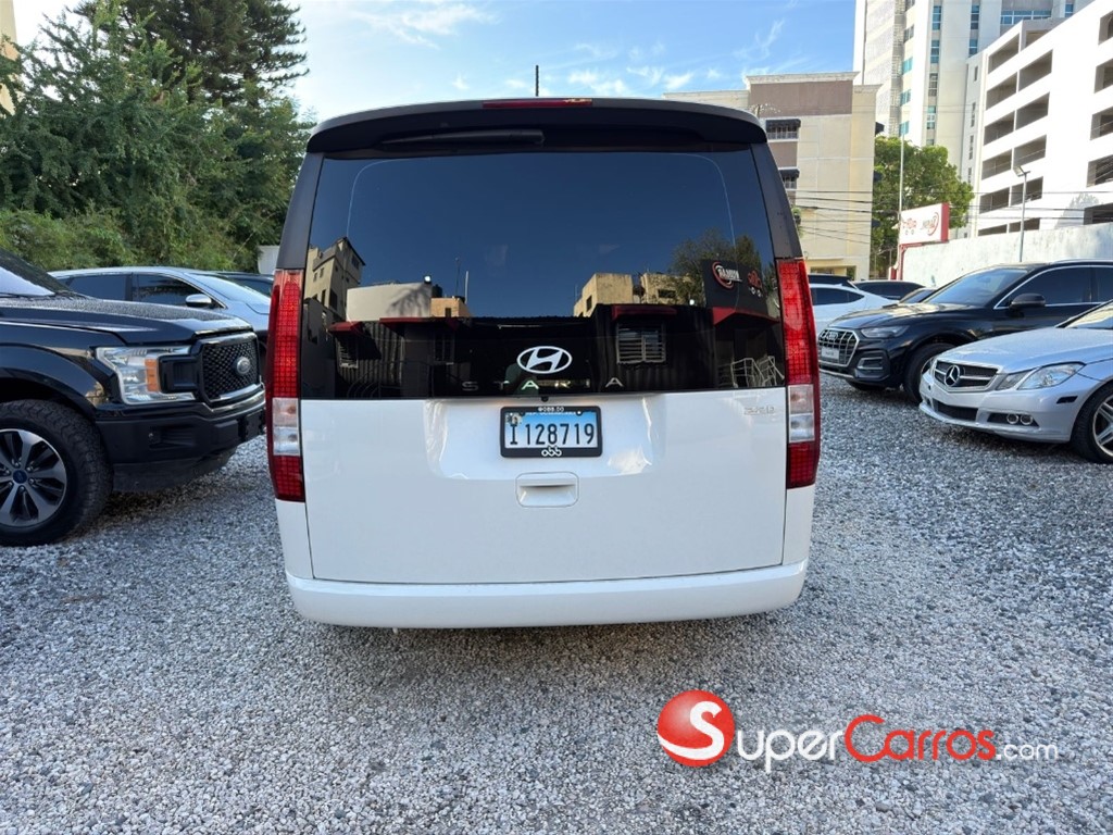 2025 Hyundai Staria — foto 5 / 11