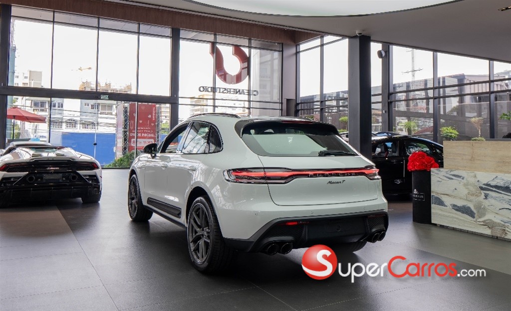 2025 Porsche Macan T — foto 6 / 11