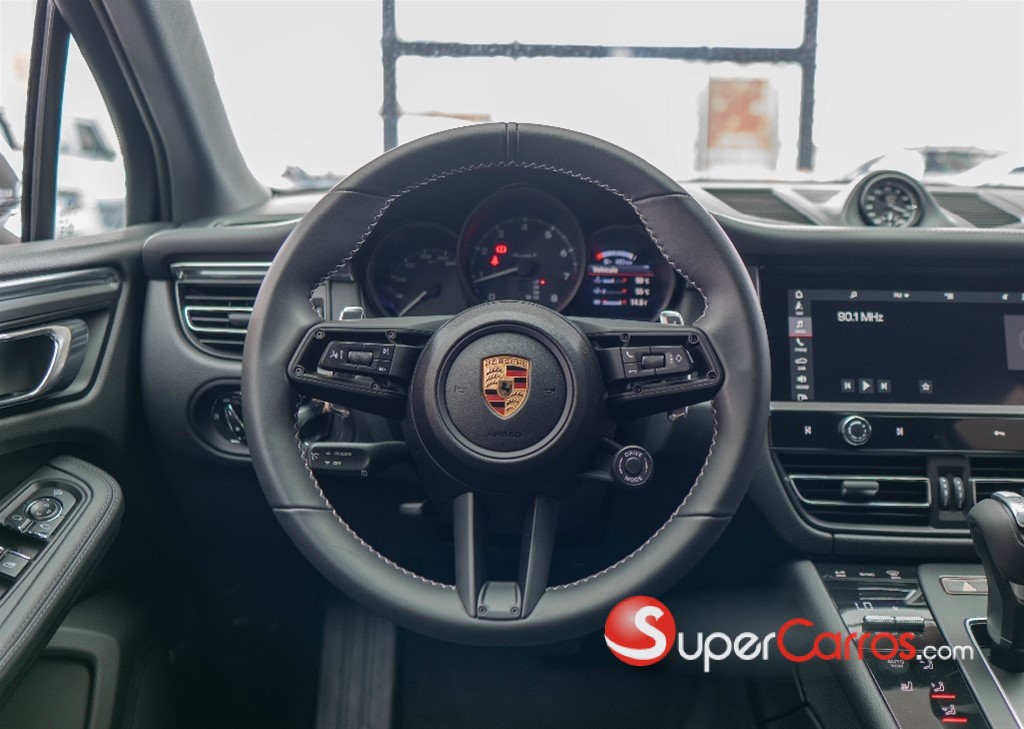 2025 Porsche Macan T — foto 11 / 11