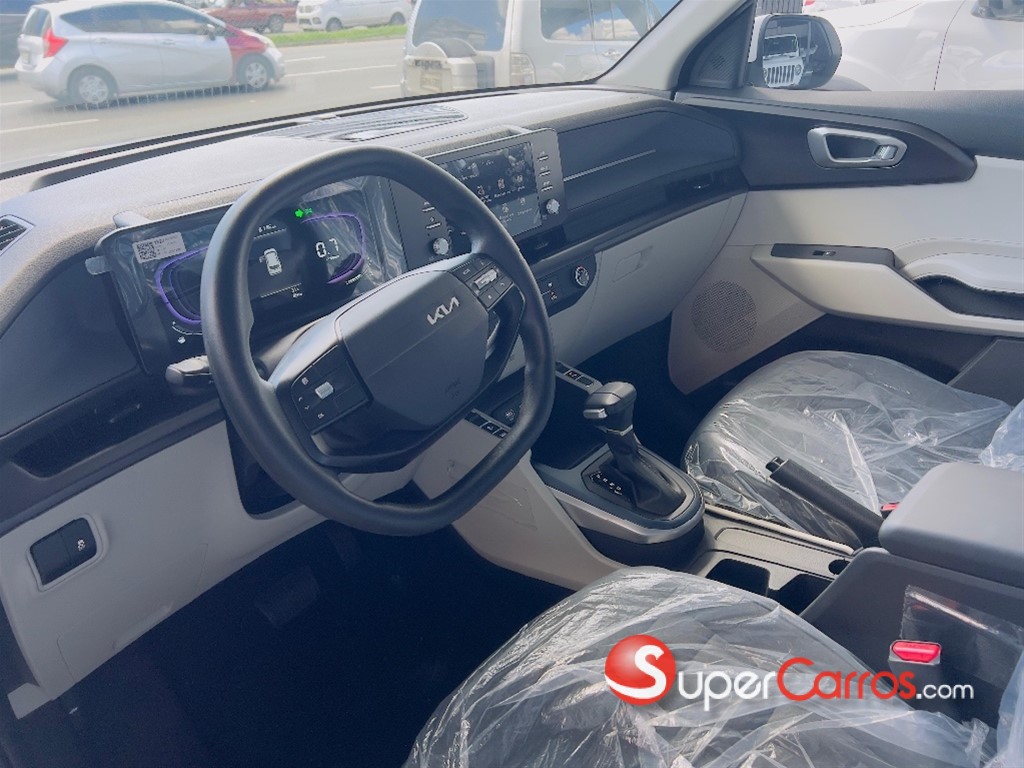 2026 Kia Carens — foto 10 / 12