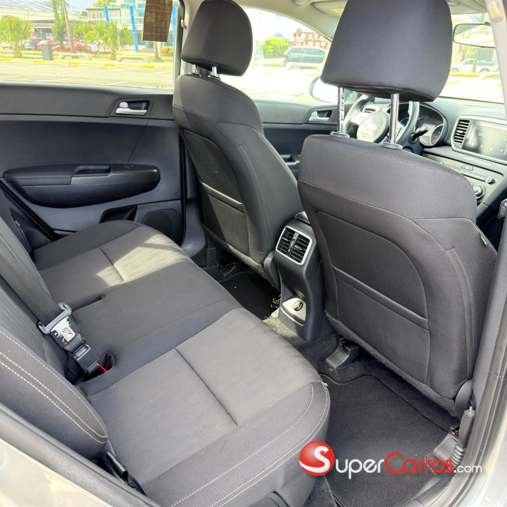 2021 Kia Sportage — foto 8 / 10