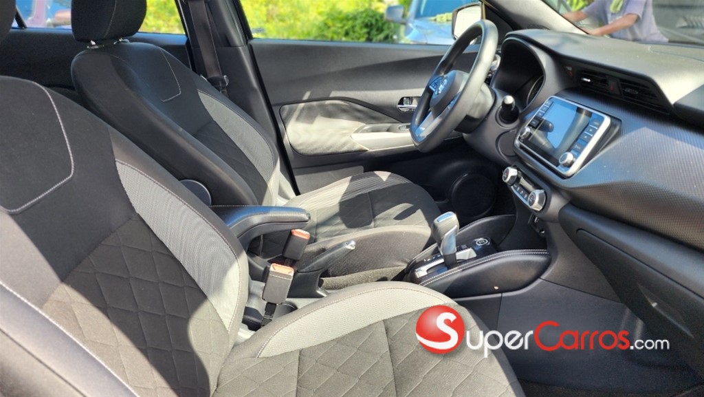 2020 Nissan Kicks SV — foto 8 / 12
