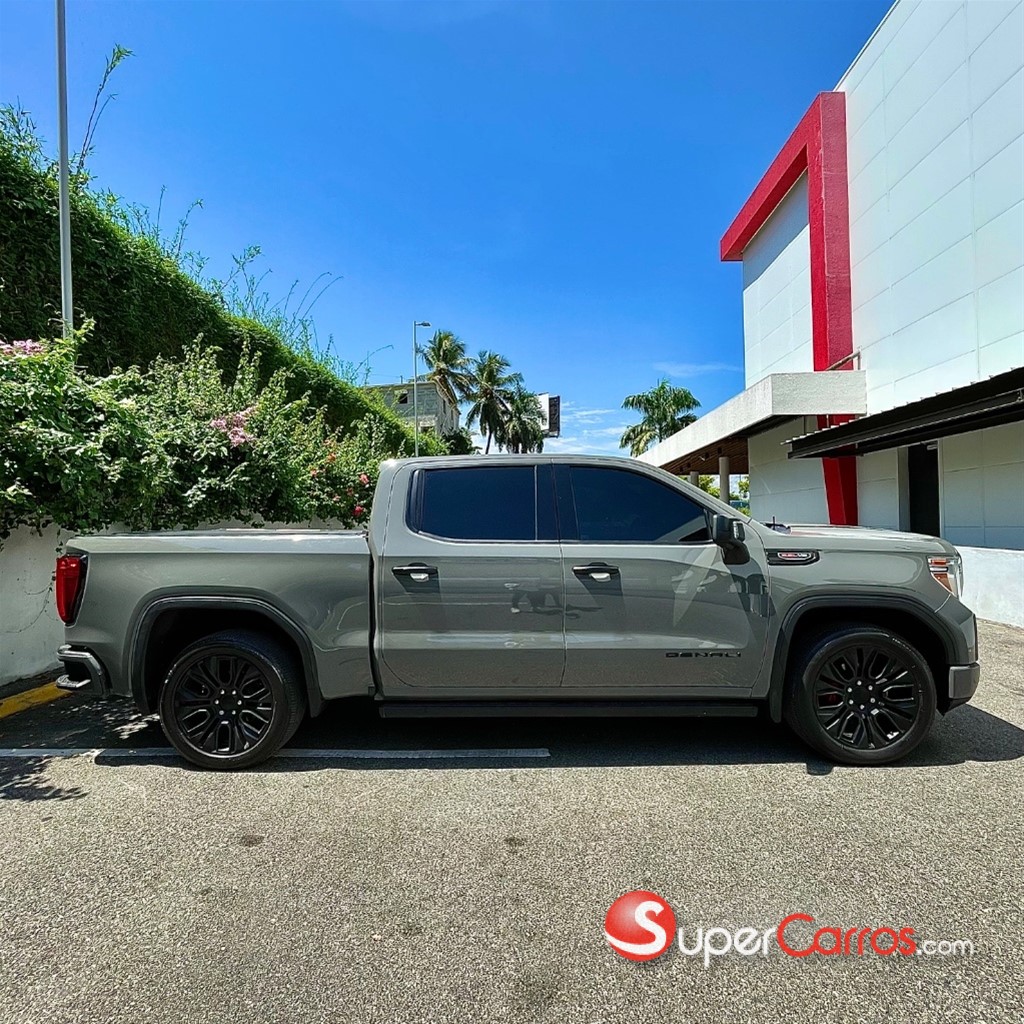 2020 GMC Sierra Denali — foto 4 / 11