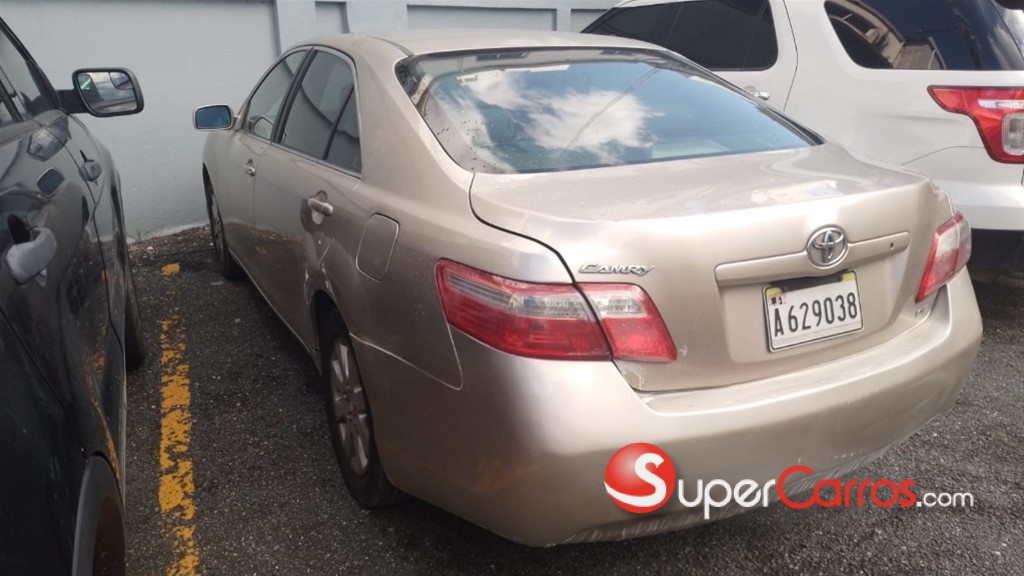 2011 Toyota Camry CE — foto 5 / 9
