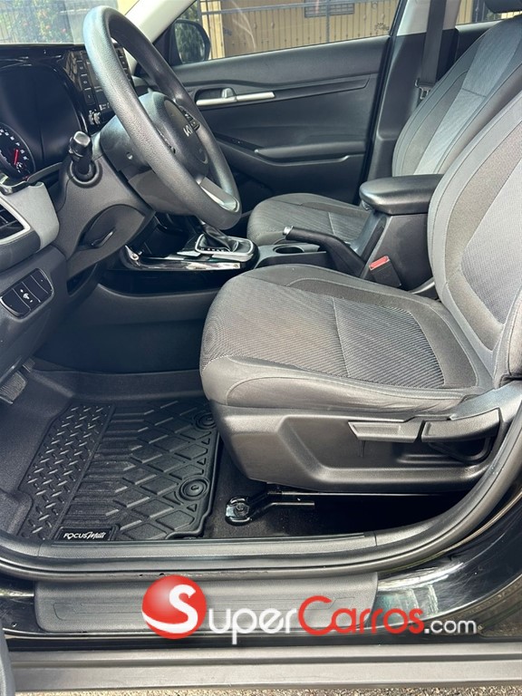 2023 Kia Seltos — foto 5 / 8