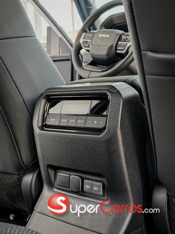 2027 Toyota Land Cruiser Prado All Rounder 02 — foto 6 / 12