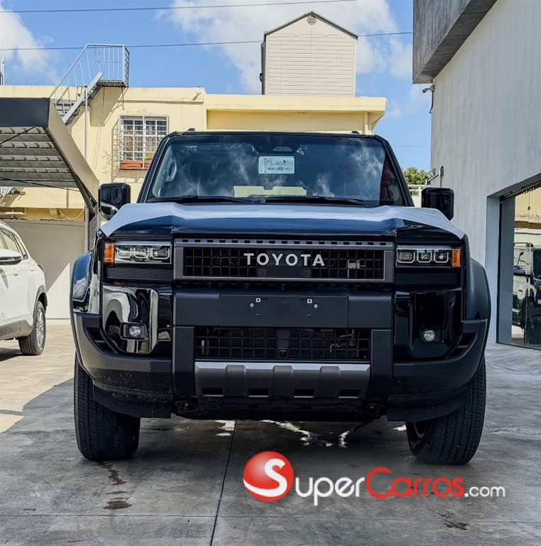 2027 Toyota Land Cruiser Prado Adventure 1A — foto 10 / 12