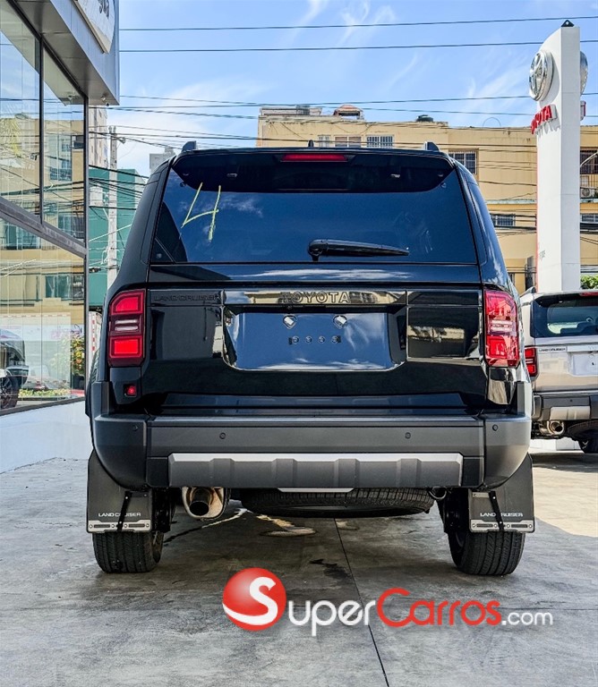 2027 Toyota Land Cruiser Prado Adventure 1A — foto 11 / 12