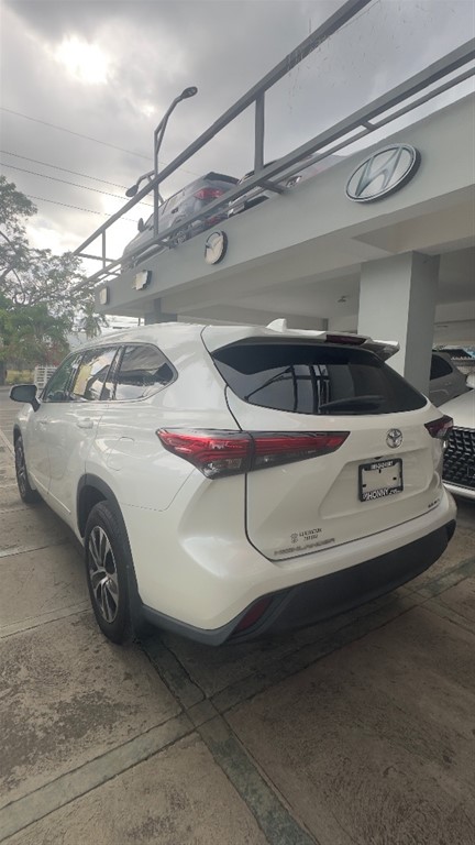 2020 Toyota Highlander XLE — foto 4 / 11