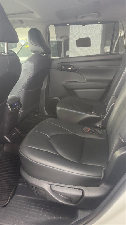 2020 Toyota Highlander XLE — foto 9 / 11
