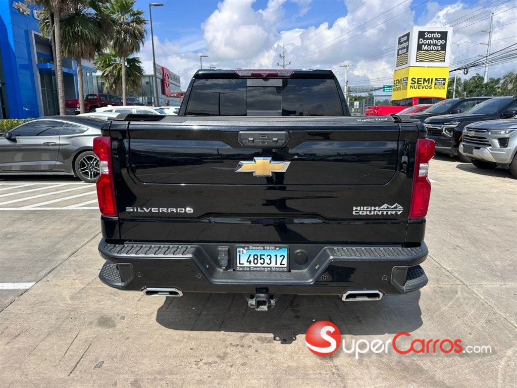 2023 Chevrolet Silverado High Country — foto 7 / 11