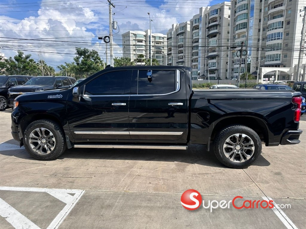 2023 Chevrolet Silverado High Country — foto 9 / 11
