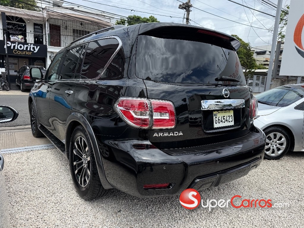2017 Nissan Armada PLATINUM — foto 6 / 12