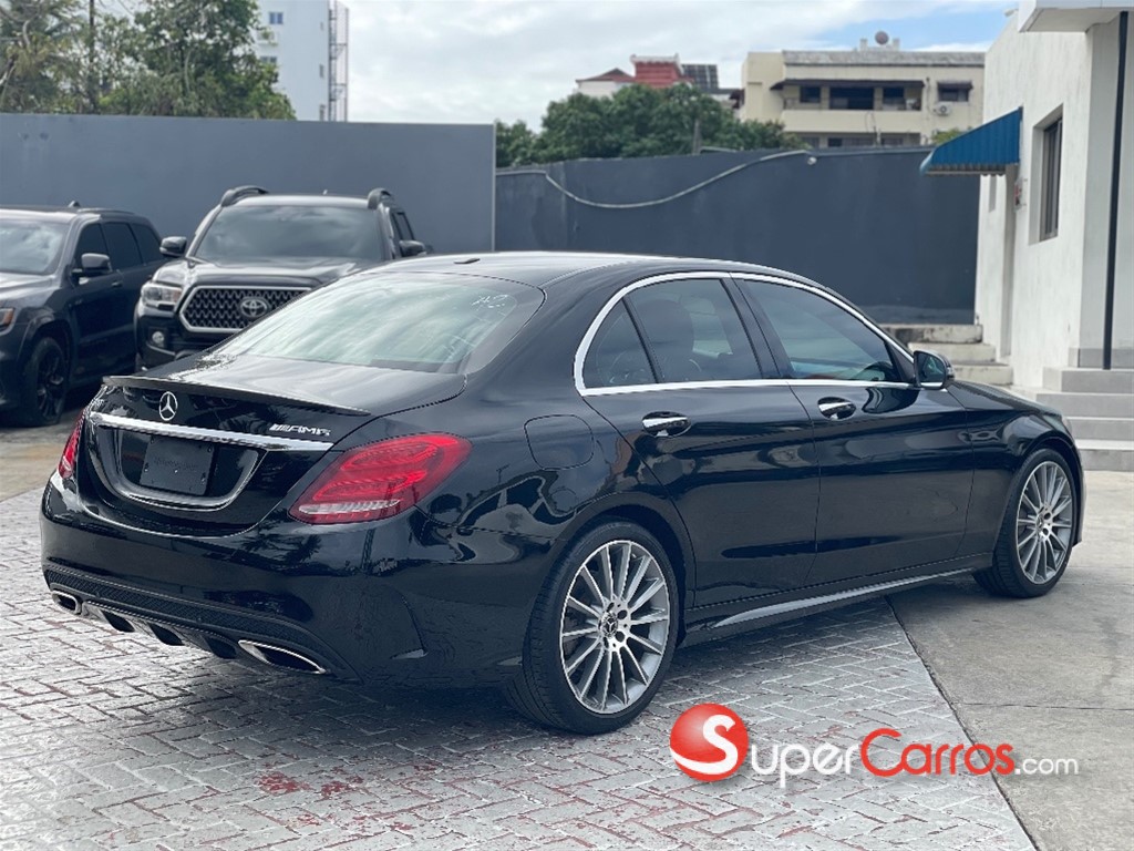 2018 Mercedes-Benz Clase C 300 AMG — foto 4 / 12