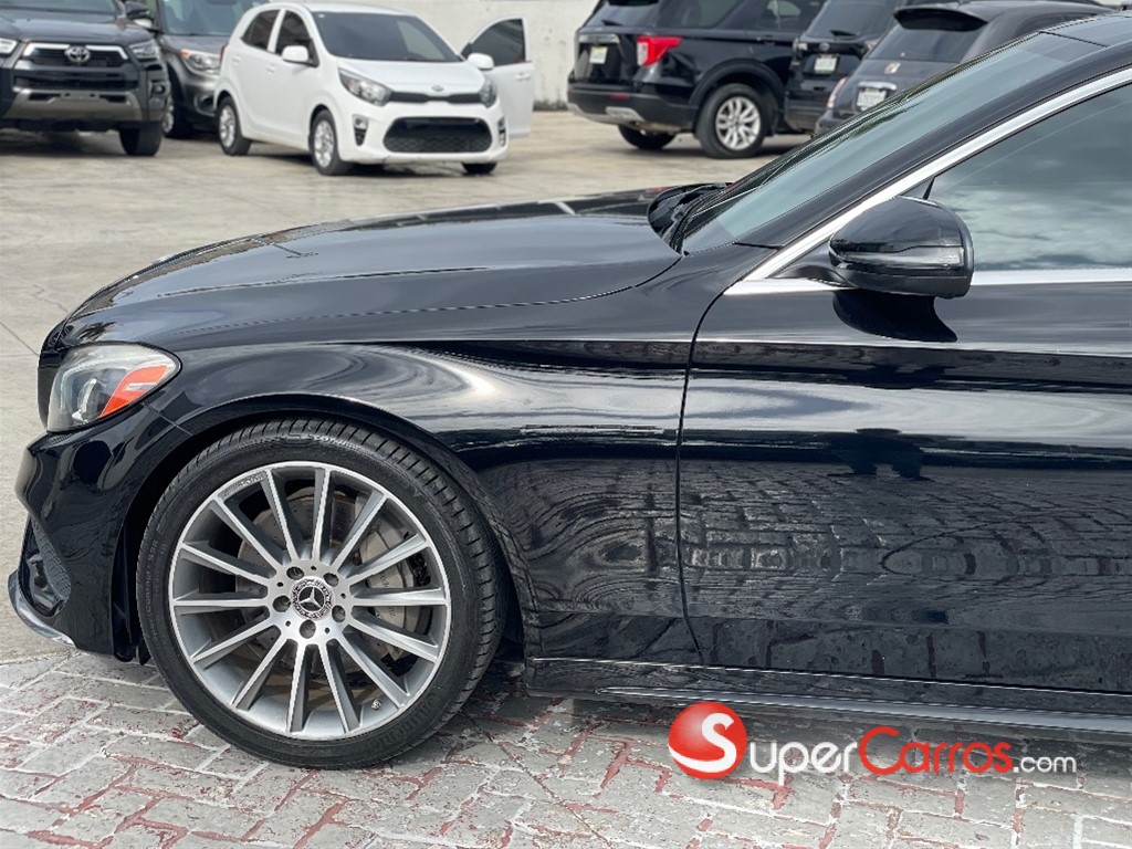 2018 Mercedes-Benz Clase C 300 AMG — foto 8 / 12