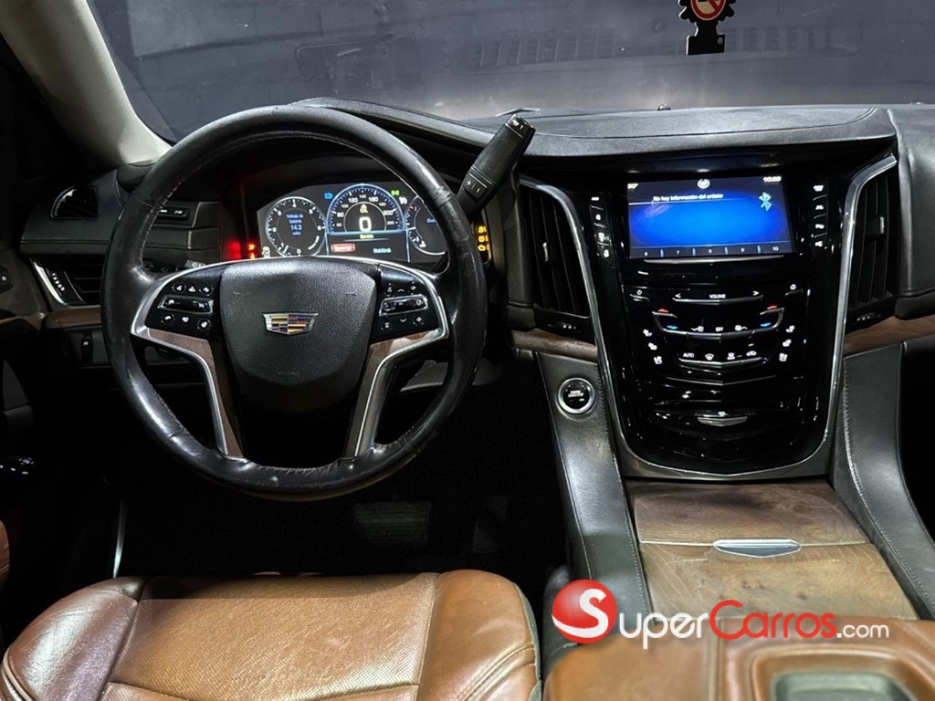 2015 Cadillac Escalade Luxury Short — foto 2 / 11
