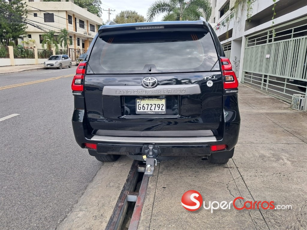 2024 Toyota Land Cruiser Prado TXL — foto 3 / 11